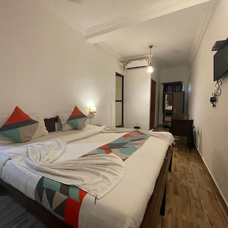 Rj14 Accommodations At Baga Beach Exteriör bild