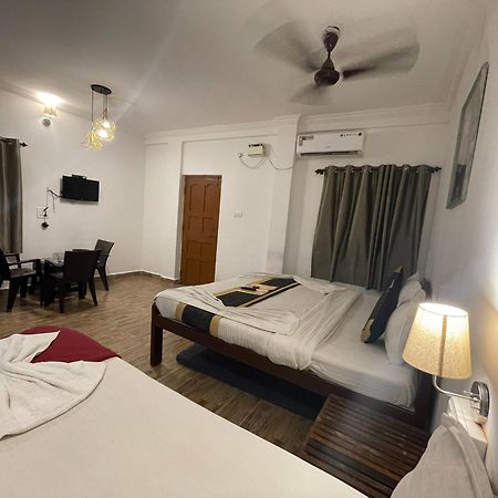 Rj14 Accommodations At Baga Beach Exteriör bild
