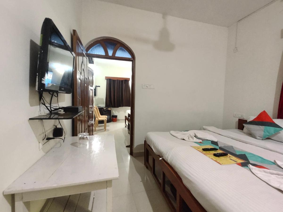 Rj14 Accommodations At Baga Beach Exteriör bild