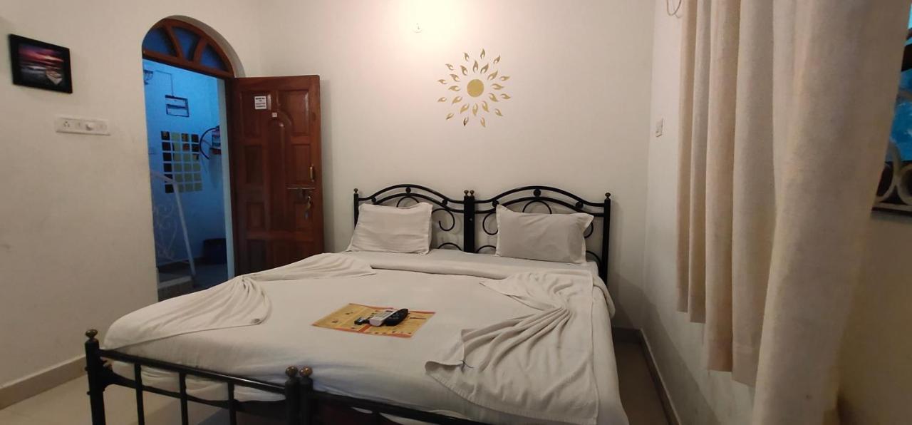 Rj14 Accommodations At Baga Beach Exteriör bild