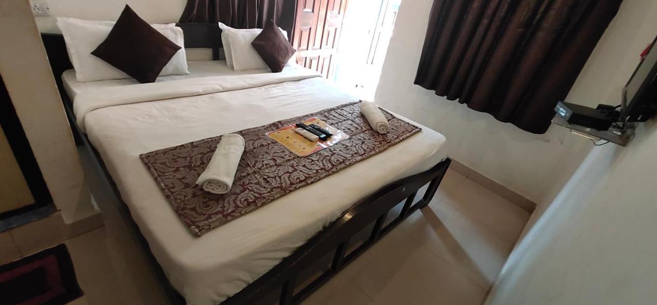Rj14 Accommodations At Baga Beach Exteriör bild