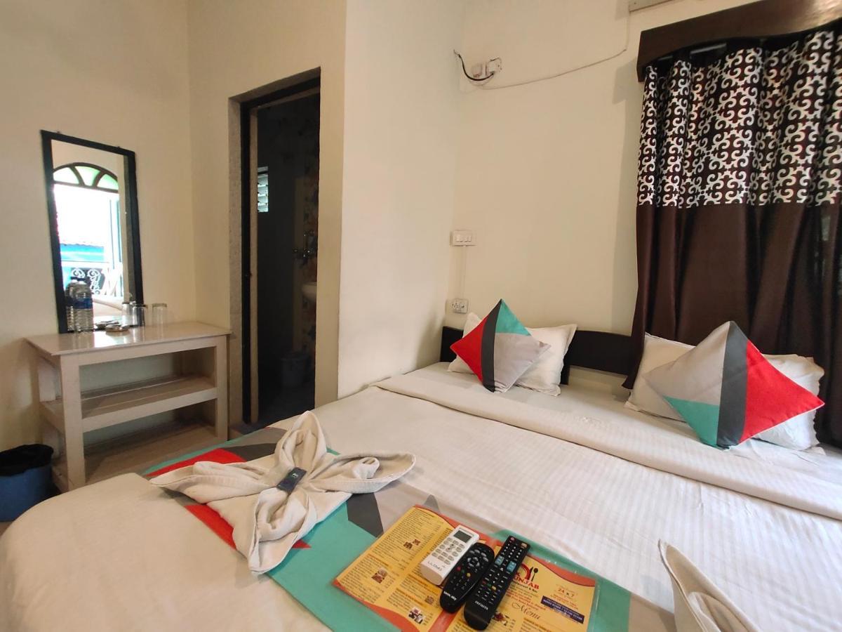 Rj14 Accommodations At Baga Beach Exteriör bild